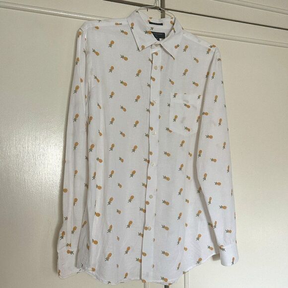 Banana Republic Pineapple Print Button Down - Picture 1 of 4